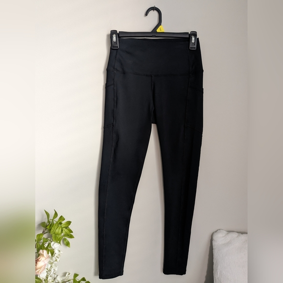 EUC BuffBunny Leggings - Picture 4 of 6